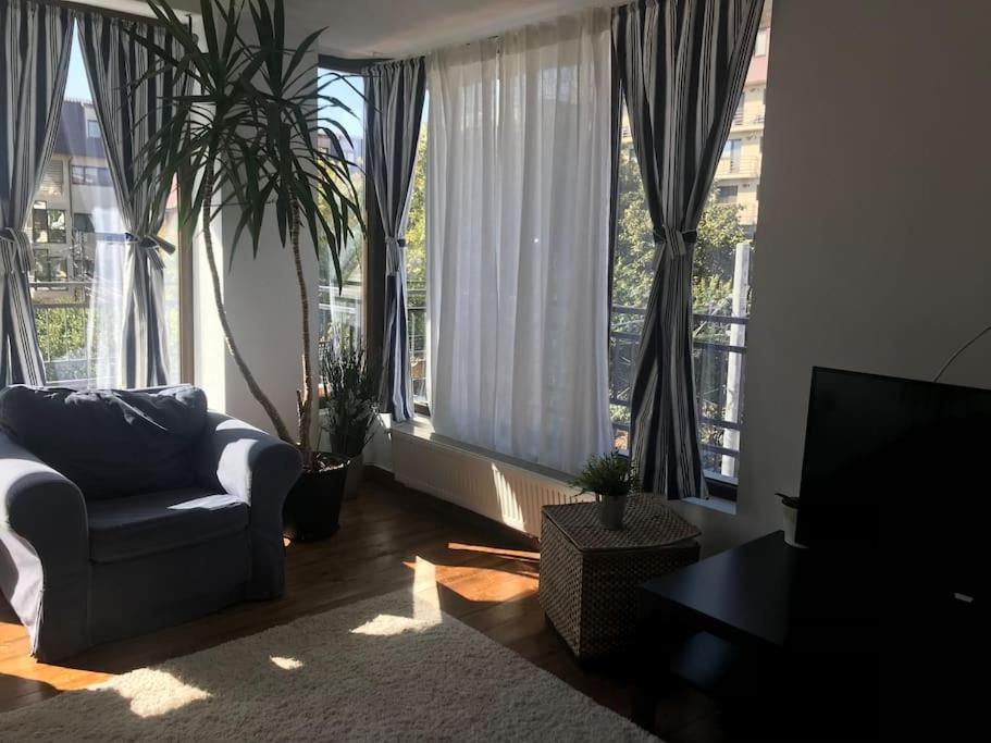 Lovely Apartment In Villa In Bukarest Eksteriør billede