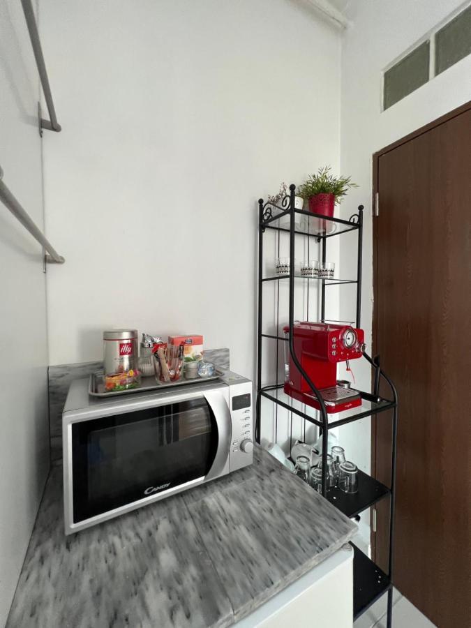 Lovely Apartment In Villa In Bukarest Eksteriør billede