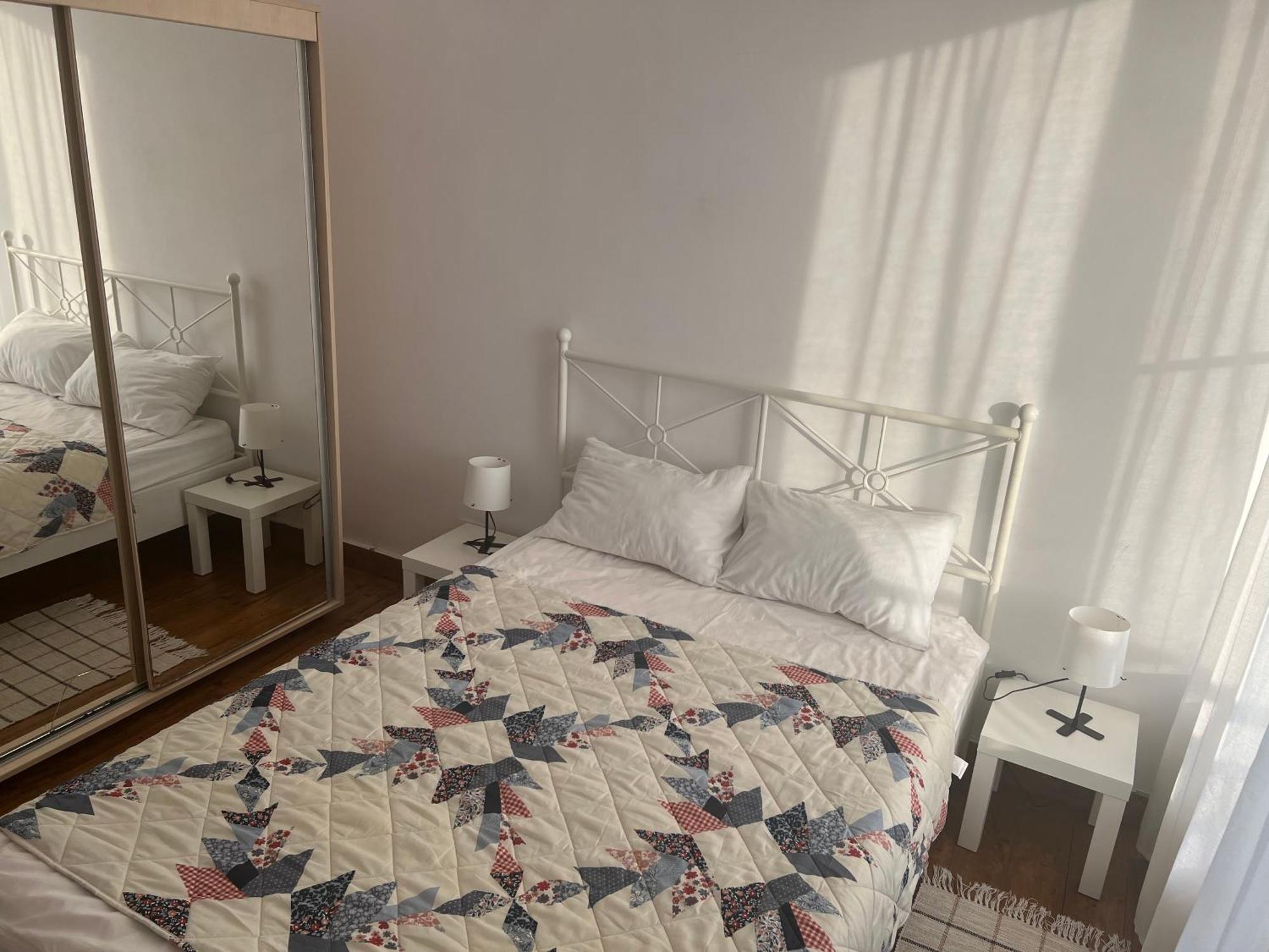 Lovely Apartment In Villa In Bukarest Eksteriør billede